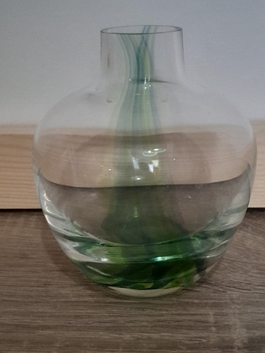 1960s caithness glass vase - glass,