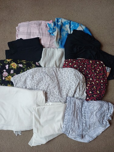 Ladies clothes bundle size - ladies,
