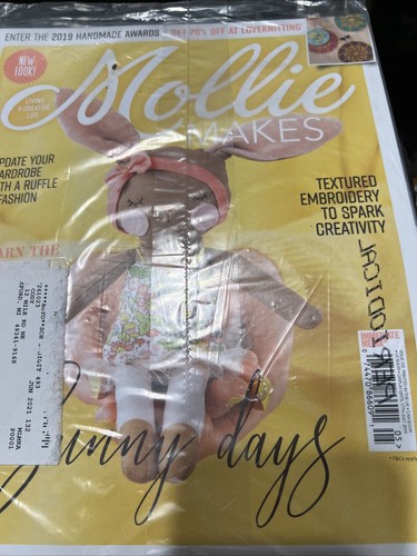 Mollie makes magazine - mollie, issue