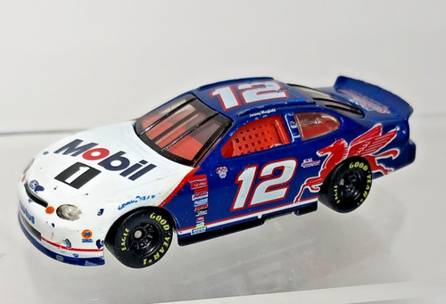 Nascar 1997 hot wheels - 1/64,