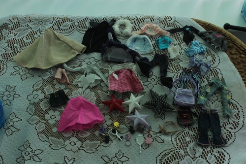 Bundle bratz dolls clothes - bundle,