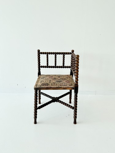 Antique french bobbin corner - bobbin,