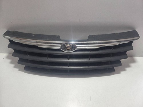 Chrysler voyager 2000 front - chrysler,