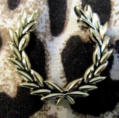 New fred perry - fred, laurel