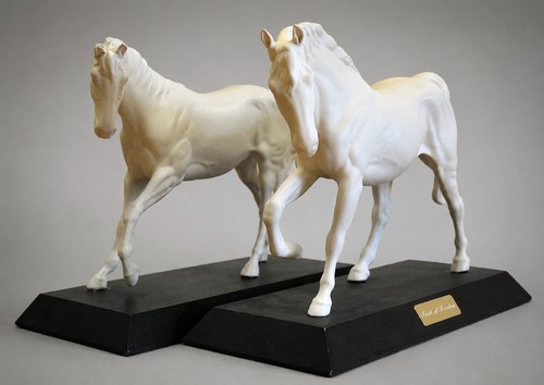 Pair beswick white - of, horse