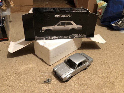 Minichamps escort - minichamps,