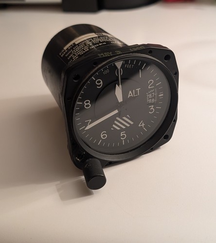 United instruments altimeter - instruments,