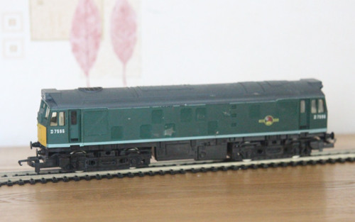Hornby r072 class 25 - hornby, br