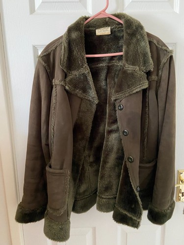 Deep olive green - deep, suede