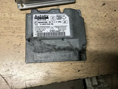 Peugeot 307 airbag ecu - peugeot,