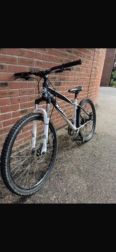 Kona fire mountain bike - kona, 26”