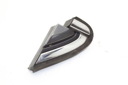 Honda iii wing plastic - cr-v,