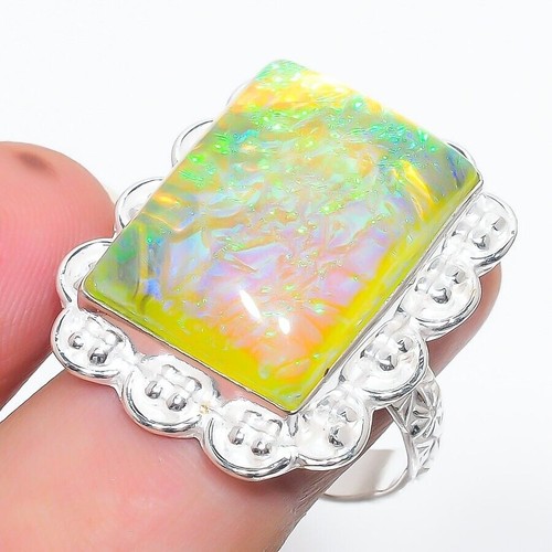 Triplet opal gemstone - triplet,