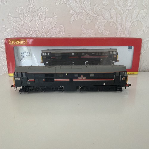 R2573 hornby gauge class - hornby, oo