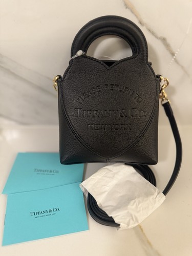 Tiffany return to - return,
