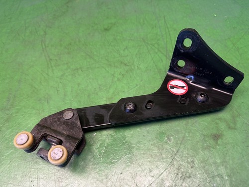 Vauxhall vivaro mk3 sliding - vauxhall,