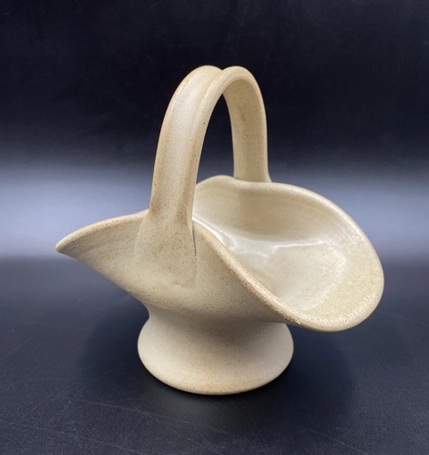 Moira pottery hillstonia - moira,