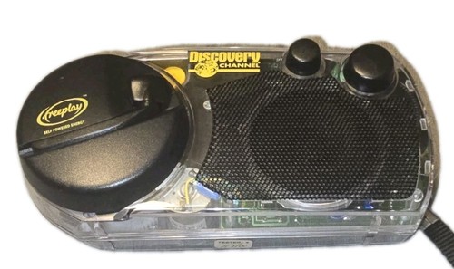 Freeplay self powered fm - self-powered, am/fm