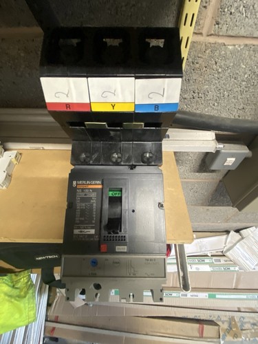 Merlin gerin mccb - merlin,