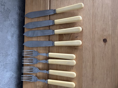Vintage set fish knives - of,