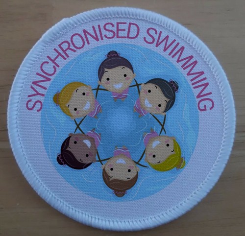 Synchronised swimming club - synchronised,