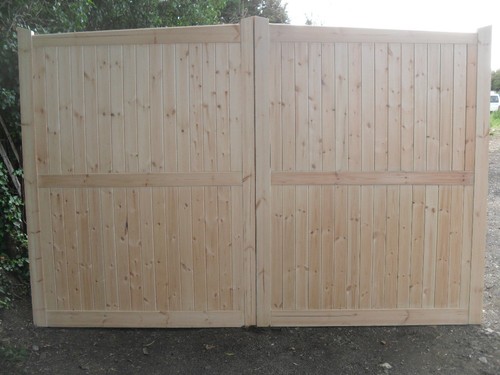 Driveway gates x 9 ft - h,