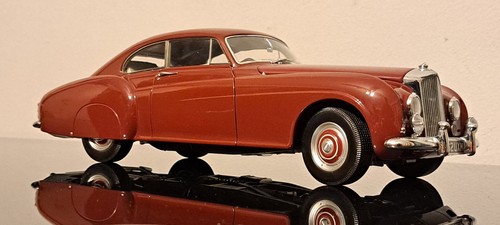 Scale 1954 bentley - scale,
