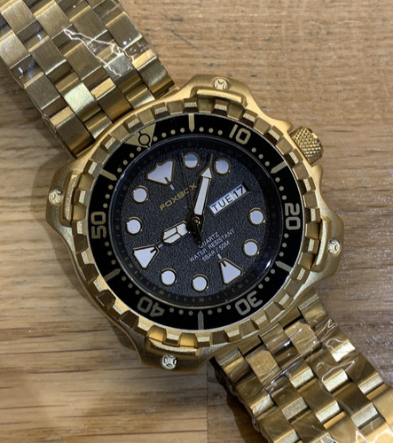 Dive style watch - dive, gold