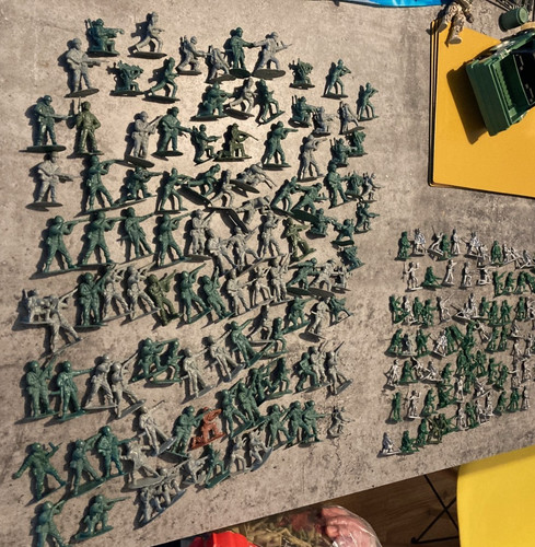 150 vintage plastic - vintage, toy