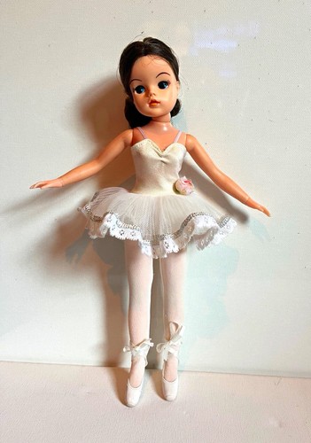 Vintage ballerina sindy doll - ballerina,