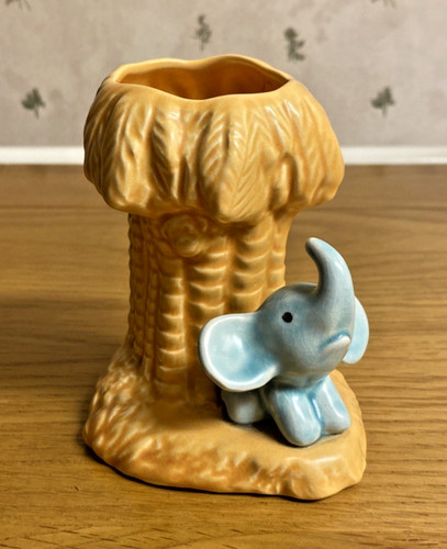 Sylvac pottery 2430 rare - **,