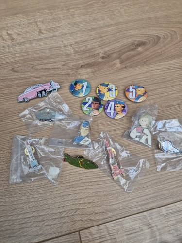Thunderbirds set pin - thunderbirds,