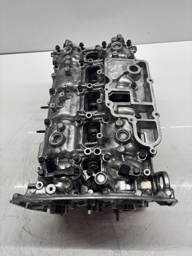 Cylinder head für - cylinder, volvo