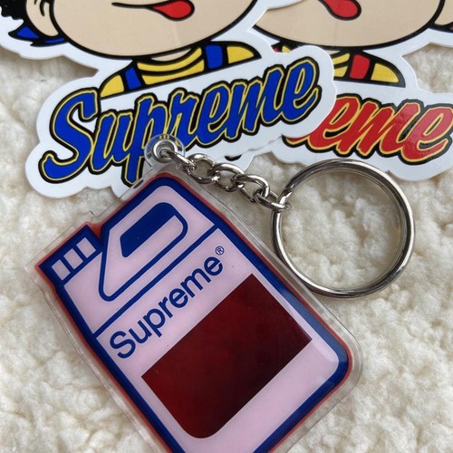 Supreme jug keychain pink - supreme,