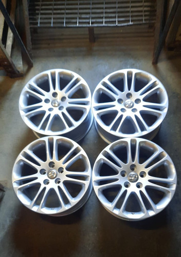 Genuine vauxhall insignia - genuine, 18"