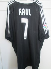 2004-2005 Real Madrid Raul #7