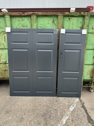 Side hinged garage door - side,