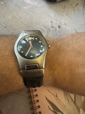 Ladies Fishbone Watch Working Battery In Rubber Strap In Used Condition (308)