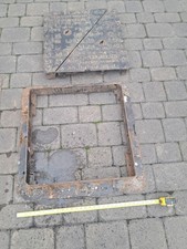 CLARK HEAVY CAST IRON DOUBLE TRIANGLE BS EN 124-2:2015 D400 MANHOLE COVER