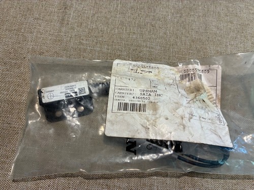 4360502 jlg lift arm switch - arm,