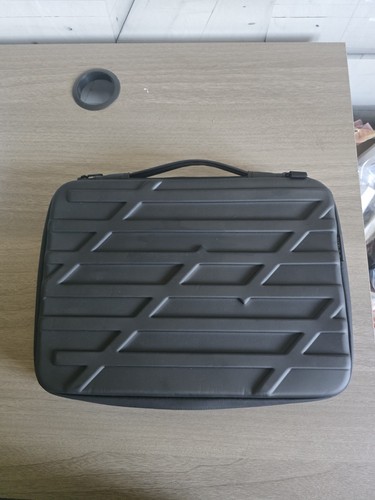 Nidoo hard shell - hard,