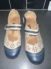LORETTA HAND MADE  Blue TWO TONE LEATHER MARY JANE SHOES UK Size 9