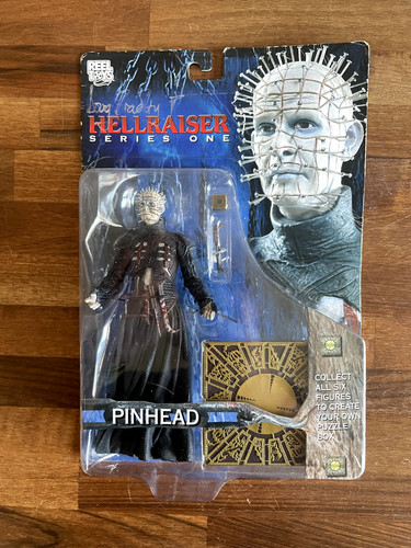 Neca hellraiser pinhead - hellraiser,