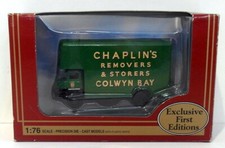 EFE 1/76 Scale 36101 - Trader Luton Boxvan - Chaplin's Removals