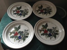 4 Portmeirion The Holly & The