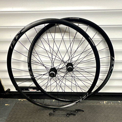 Shimano rx010 clincher disc - clincher,