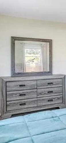Piece bedroom furniture - 3,