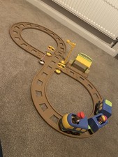 ELC Happyland Train set, Train