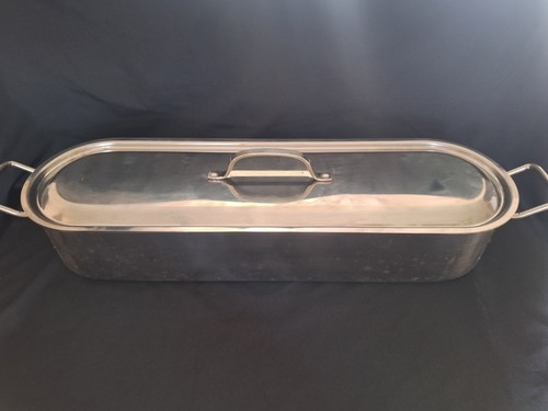 Stainless steel fish poacher