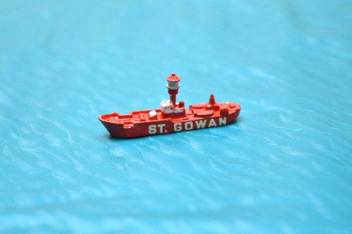 Triang minic ships 739 - triang,